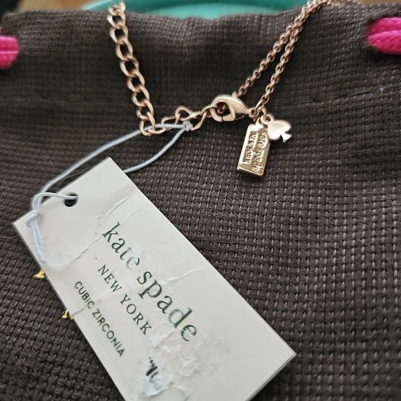 Kate Spade Necklace with dust bag and gift box - Picture 2 of 5